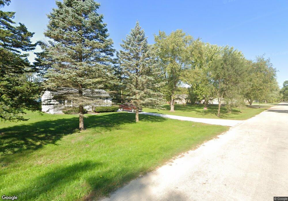 5530 S Baxter Ln, Janesville, WI 53546 - photo 1