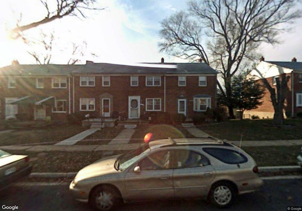 1737 White Oak Ave, Parkville, MD 21234 - photo 1