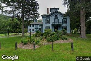 12 Maple St, Saxtons River, VT 05154