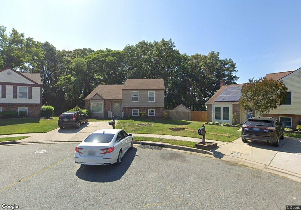 11 Red Bud Ct, Essex, MD 21221 - photo 1