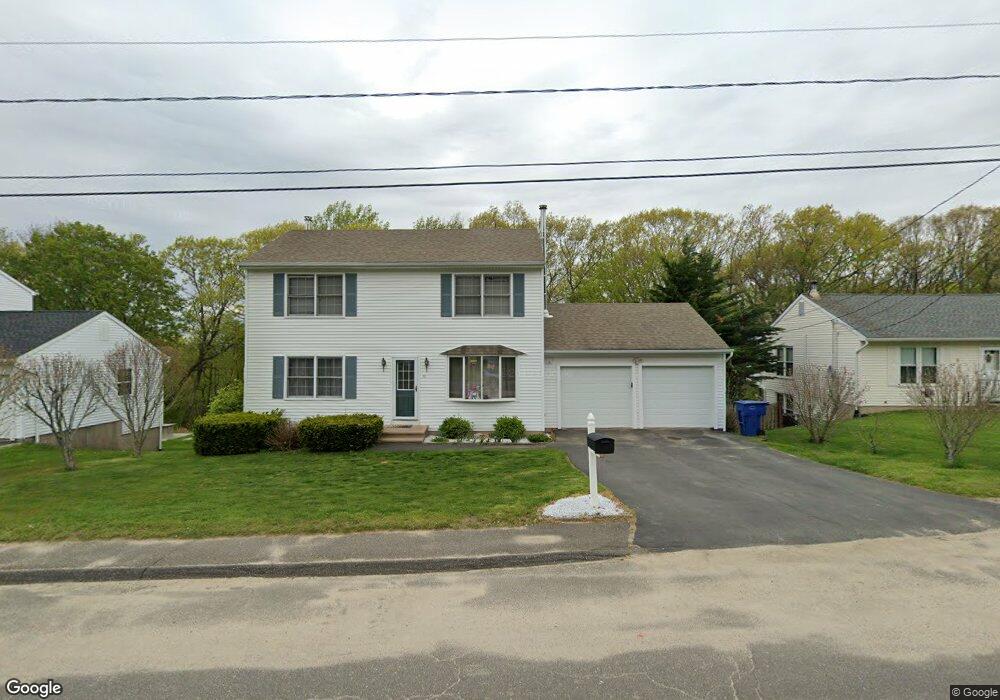 72 Westport Dr, Waterbury, CT 06706 - photo 1