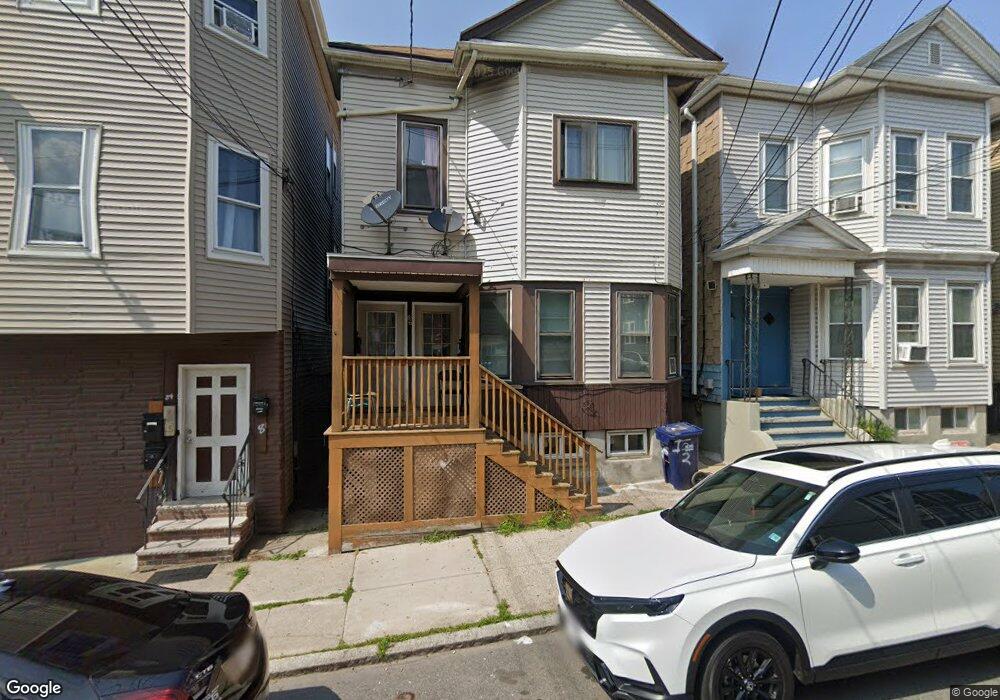 86 Falcon St unit 86A, Boston, MA 02128 - photo 1