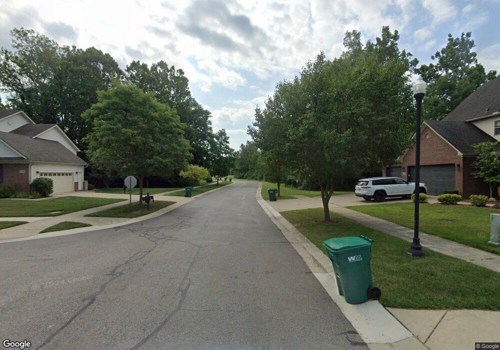 25778 W Creek Dr unit CRT, New Boston, MI 48164 - photo 1