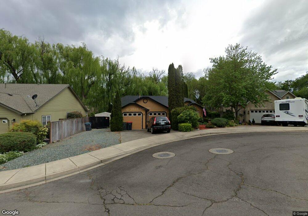 1631 Inverness Dr unit 11, Medford, OR 97504 - photo 1