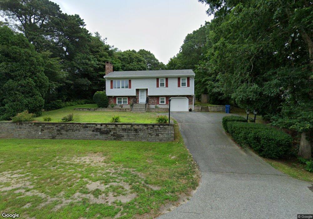 607 N Falmouth Hwy, North Falmouth, MA 02556 - photo 1