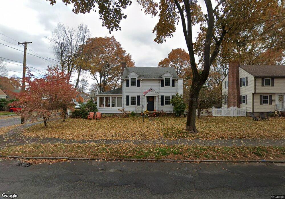 231 Vernon St, Wakefield, MA 01880 - photo 1
