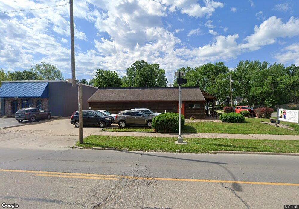 2619 SW 17th St, Topeka, KS 66604 - photo 1