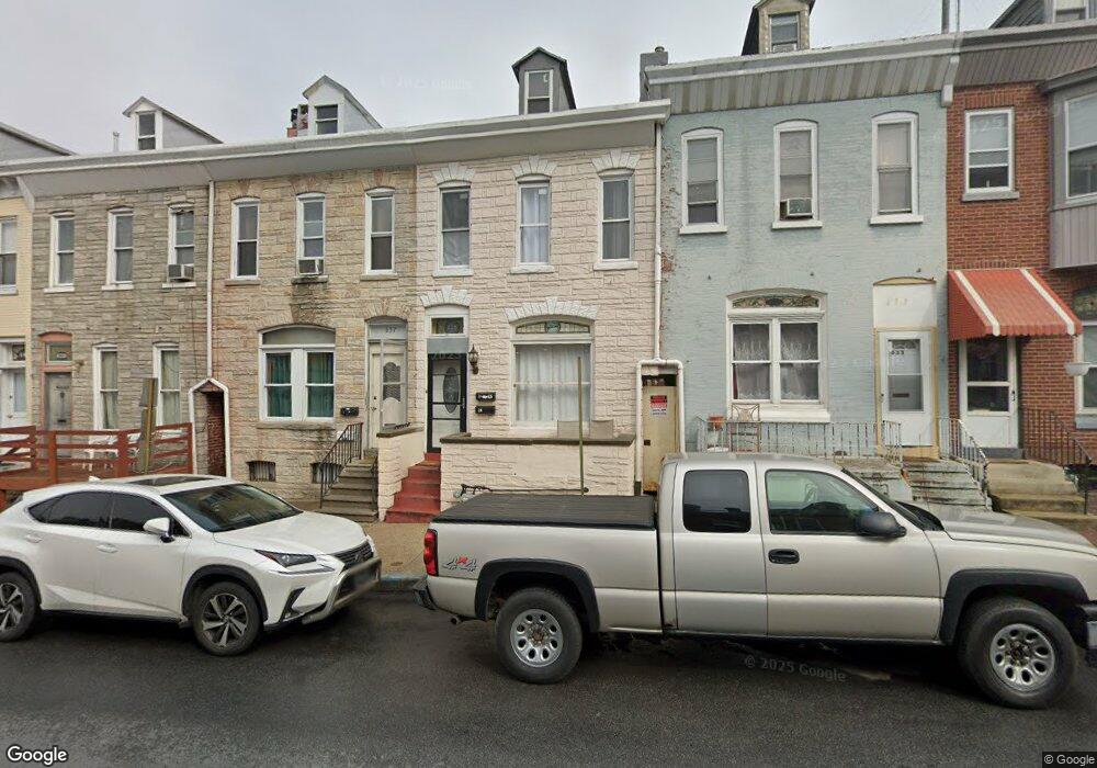 637 N 10th St, Reading, PA 19604 - photo 1