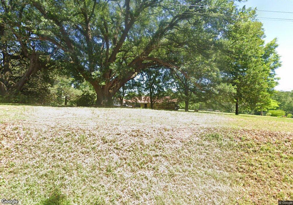 54 Holifield Rd, Laurel, MS 39443 - photo 1