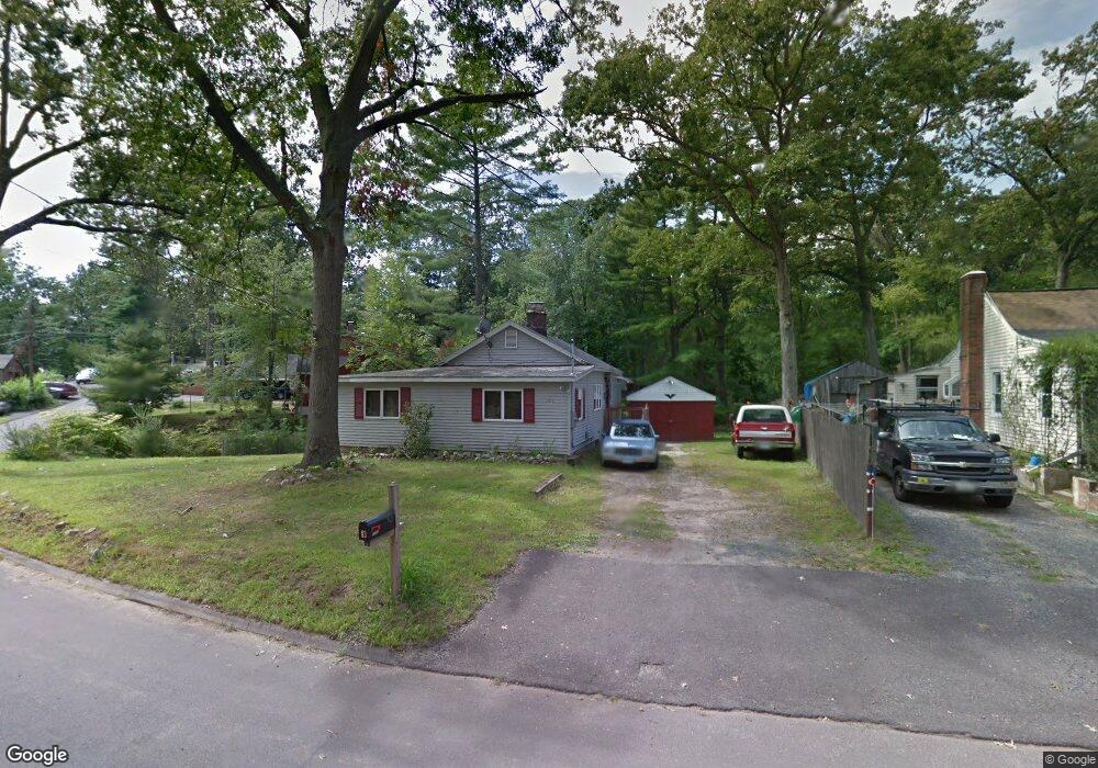 83 W Shore Dr, Enfield, CT 06082 - photo 1