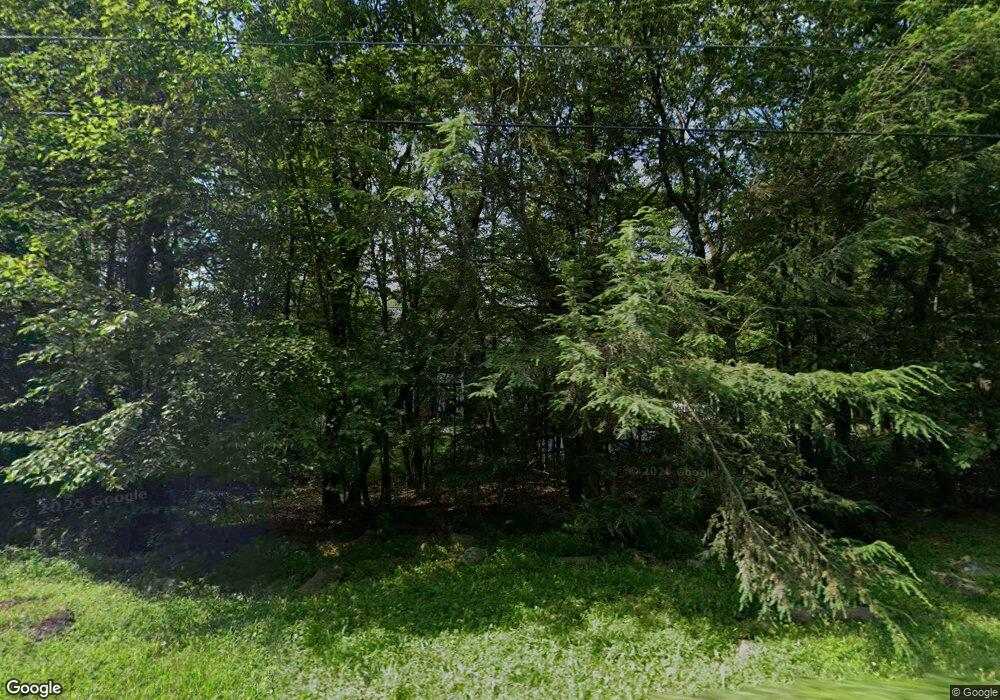 127 E Mountain Top Rd, Summit Hill, PA 18250 - photo 1