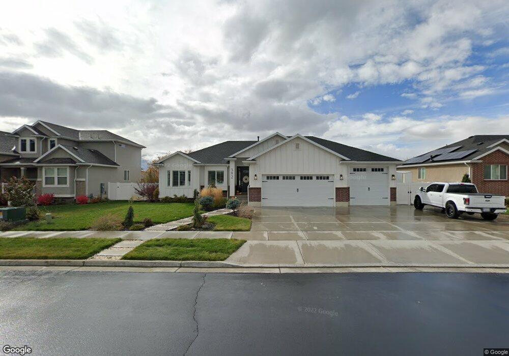 392 S Willow Tree Ln, Layton, UT 84041 - photo 1