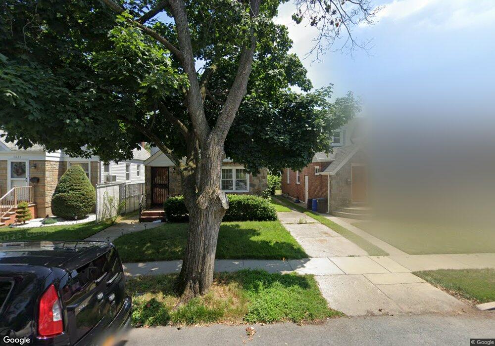 86-05 252nd St, Bellerose, NY 11426 - photo 1