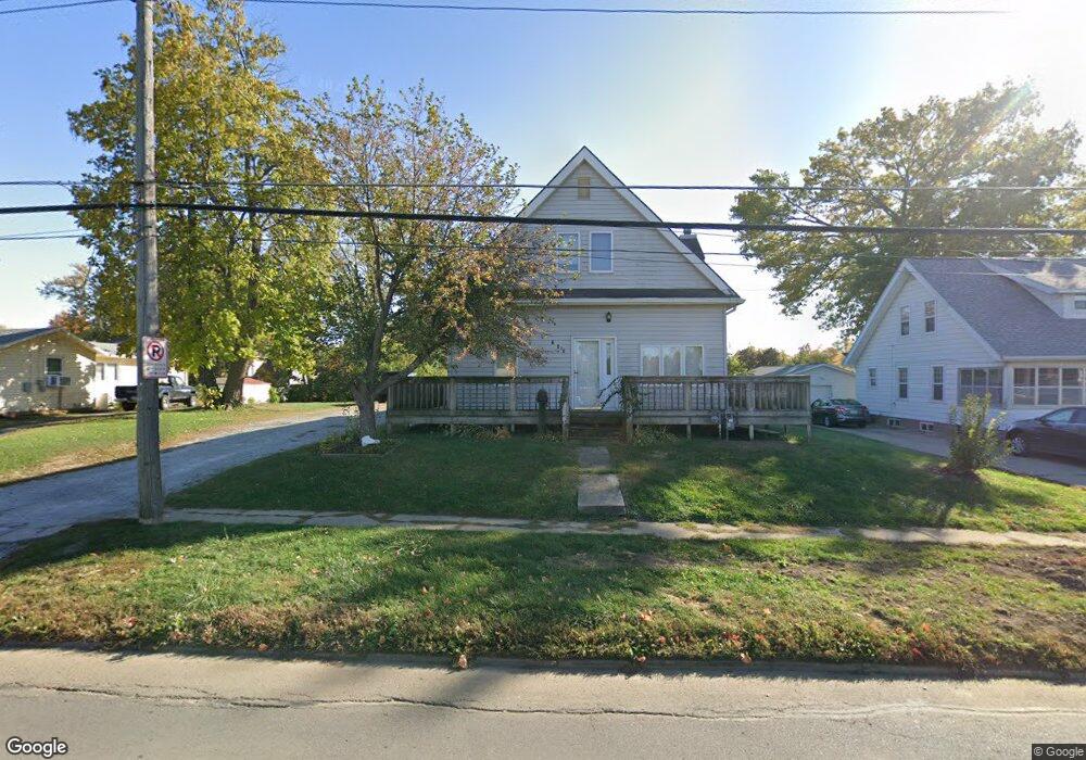 741 N 4th Ave E, Newton, IA 50208 - photo 1