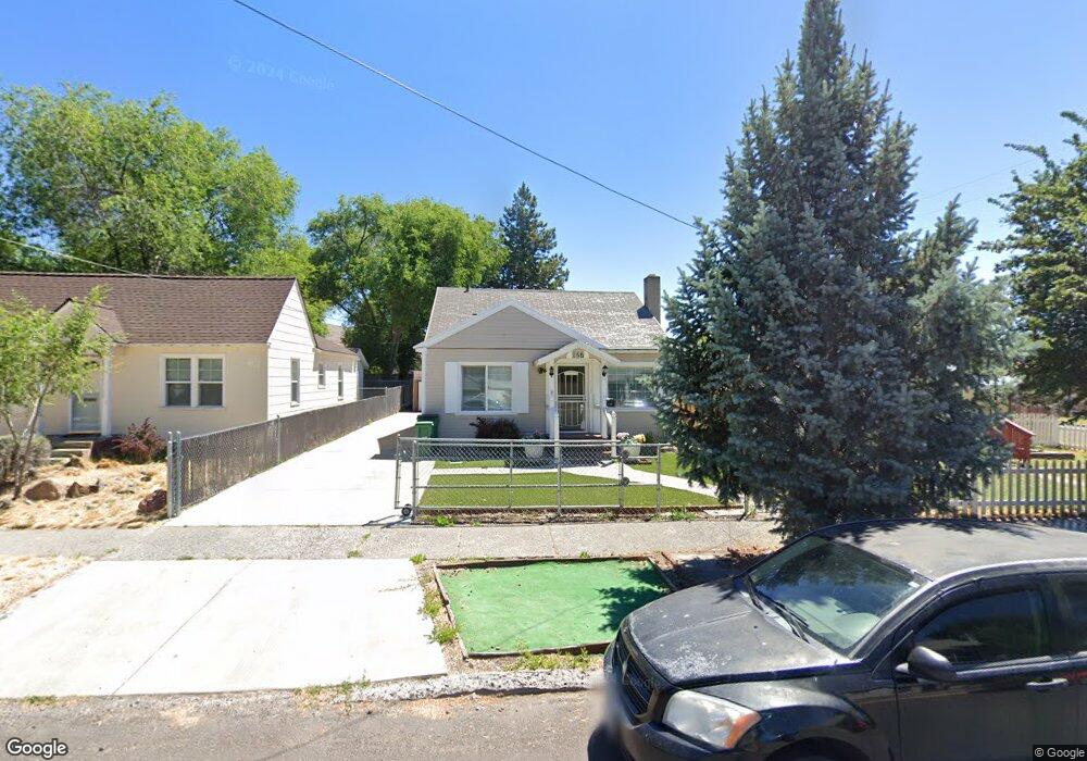 827 Mitchell St, Klamath Falls, OR 97601 - photo 1