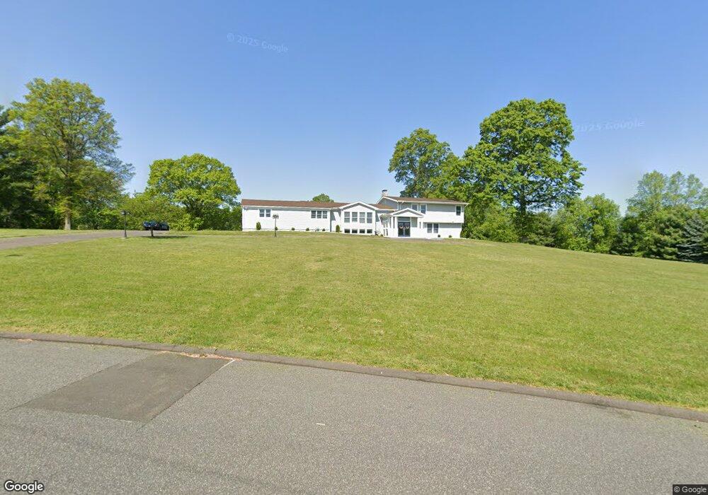 39 Fairview Ave, Trumbull, CT 06611 - photo 1