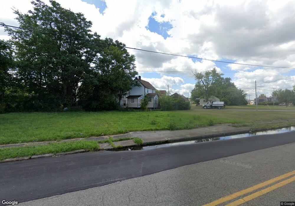 514 Mahoning Rd NE, Canton, OH 44704 - photo 1