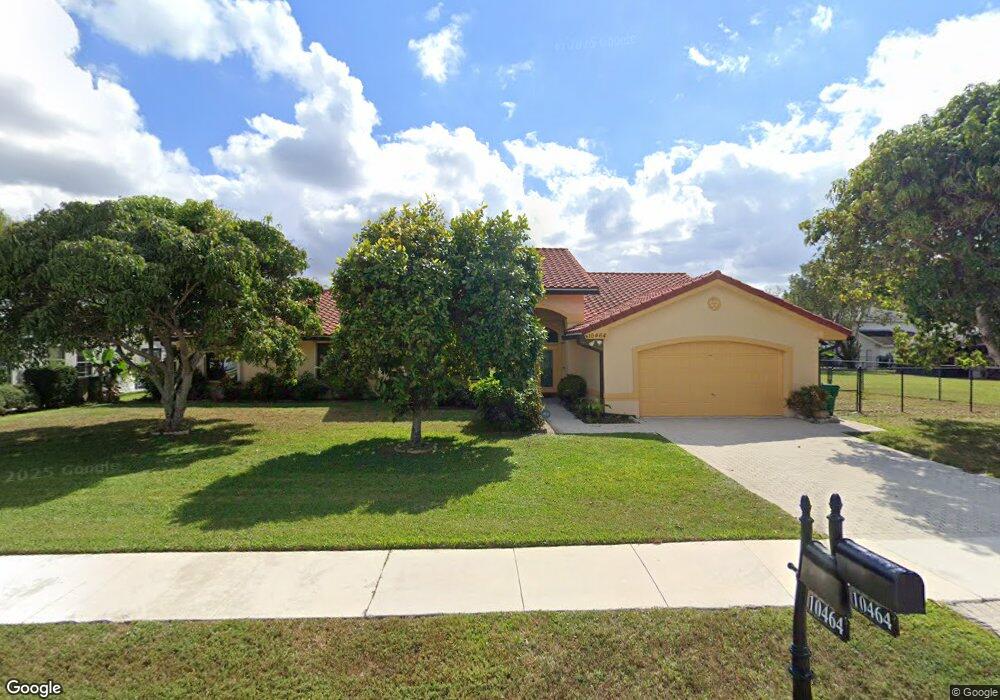 10464 SW 18th St, Davie, FL 33324 - photo 1