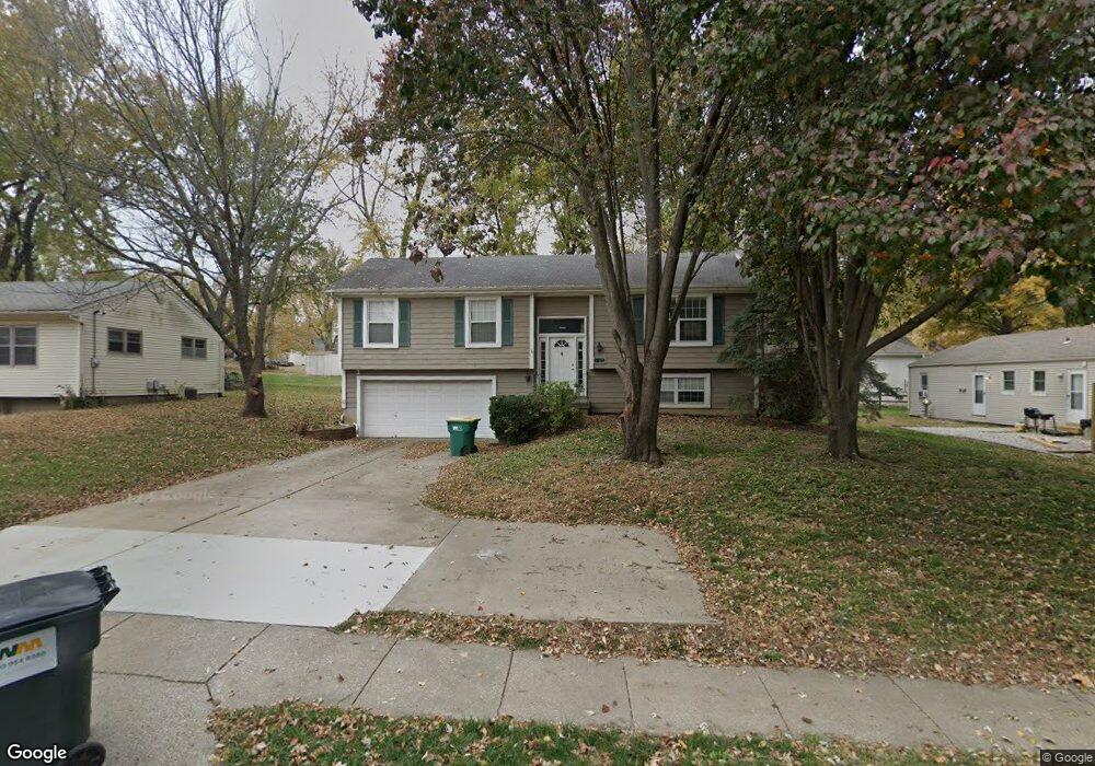 5706 Quivira Rd, Shawnee, KS 66216 - photo 1