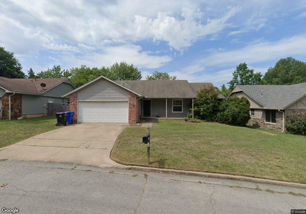 4104 S Cedar Place, Broken Arrow, OK 74011 - photo 1