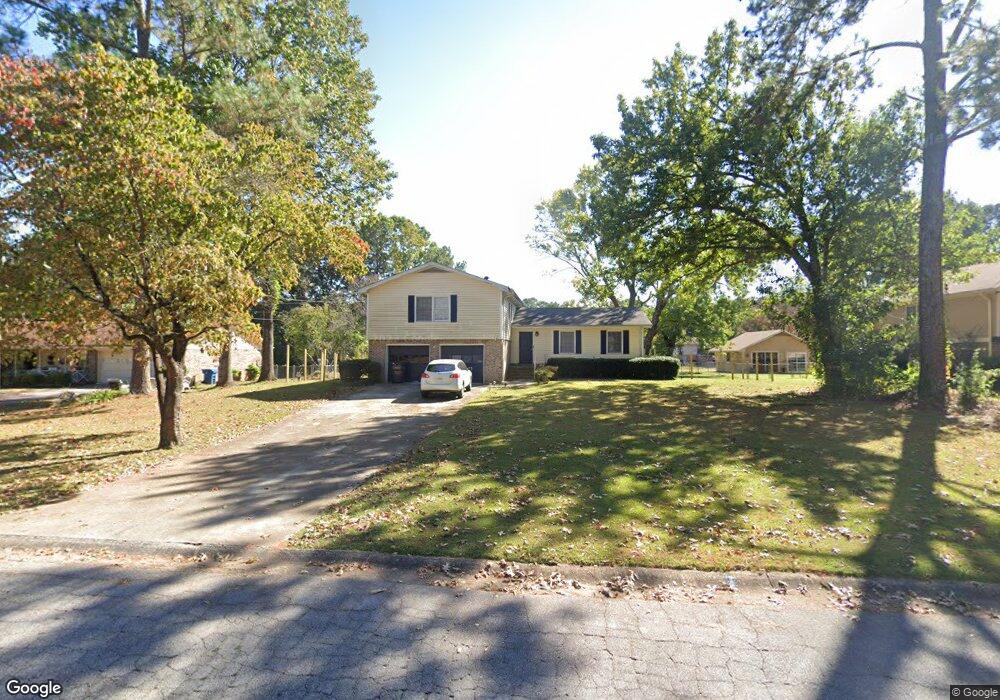 2001 Surrey Trail SE, Conyers, GA 30013 - photo 1