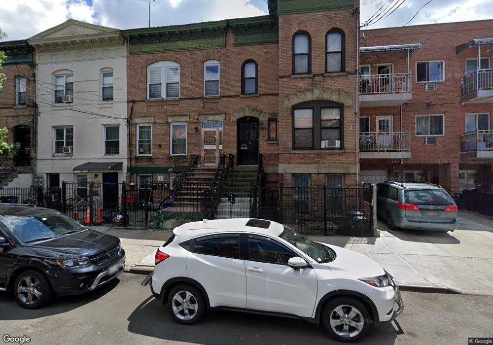 9008 43rd Ave, Elmhurst, NY 11373 - photo 1