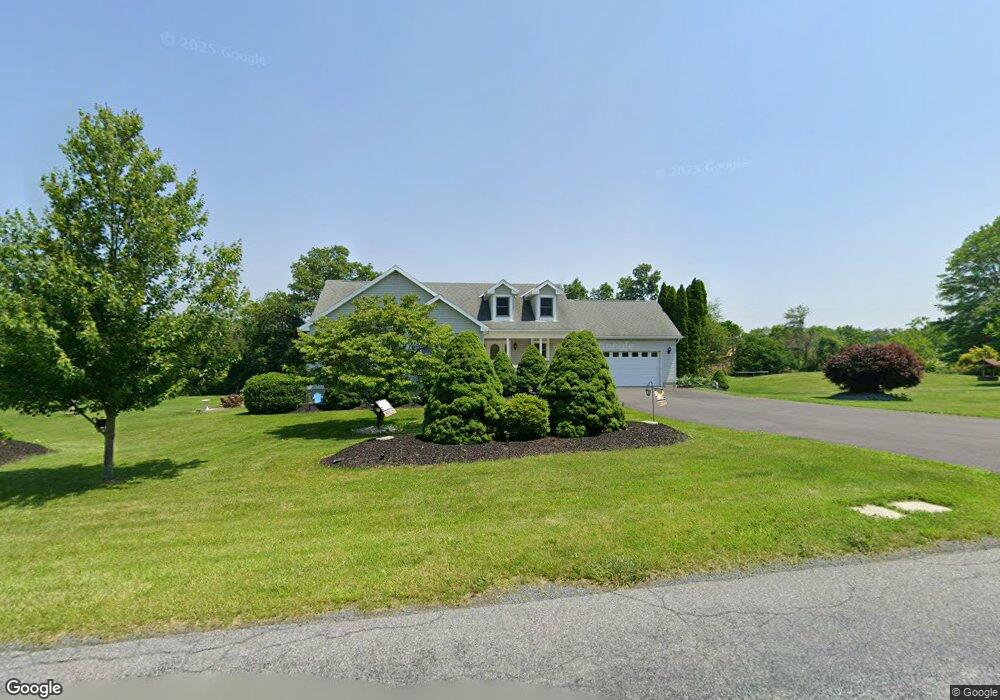 804 N Summit Rd, Bath, PA 18014 - photo 1