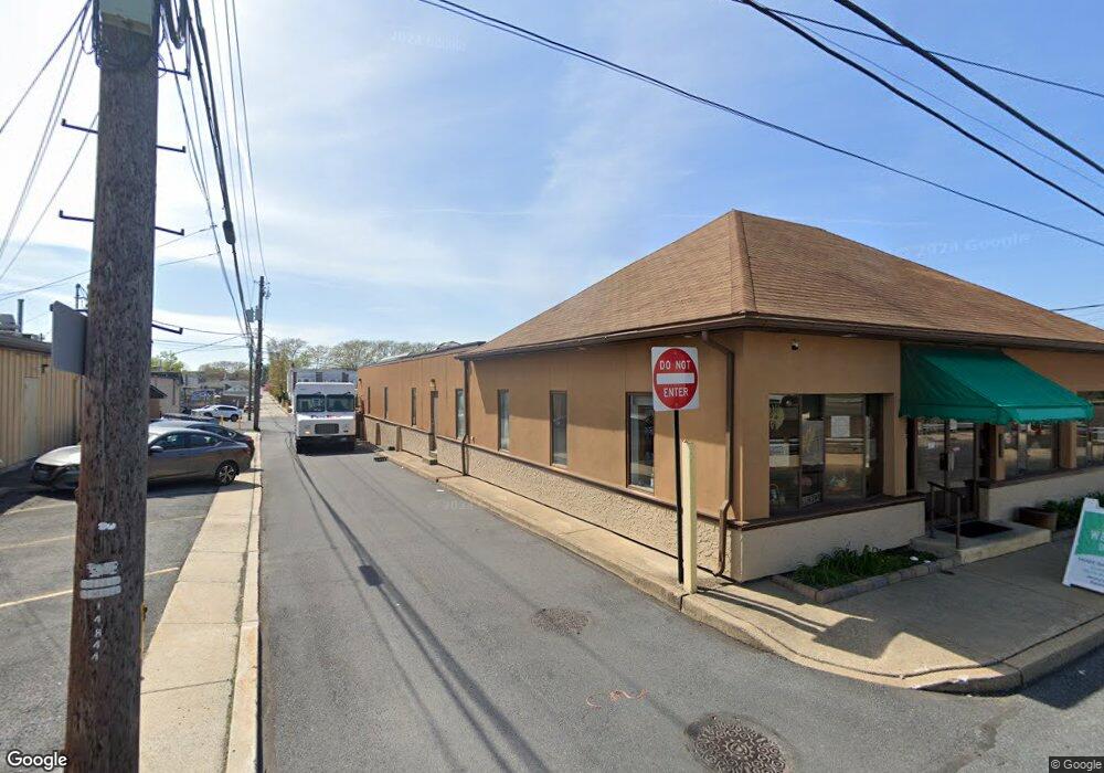 514 N Saint Cloud St unit Front, Allentown, PA 18104 - photo 1