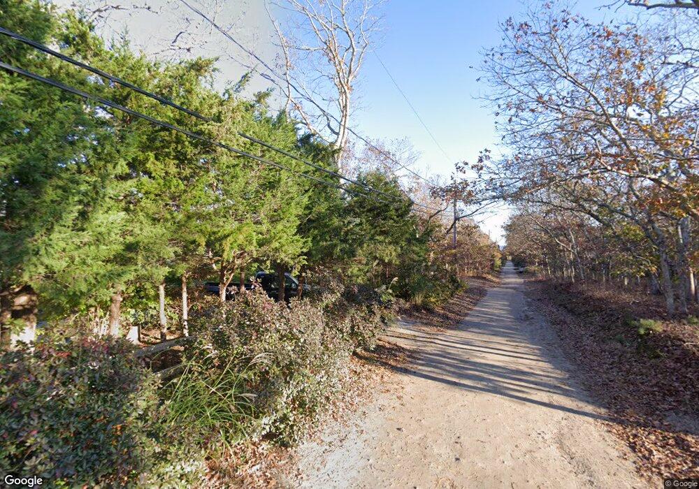 30 7th St N, Edgartown, MA 02539 - photo 1