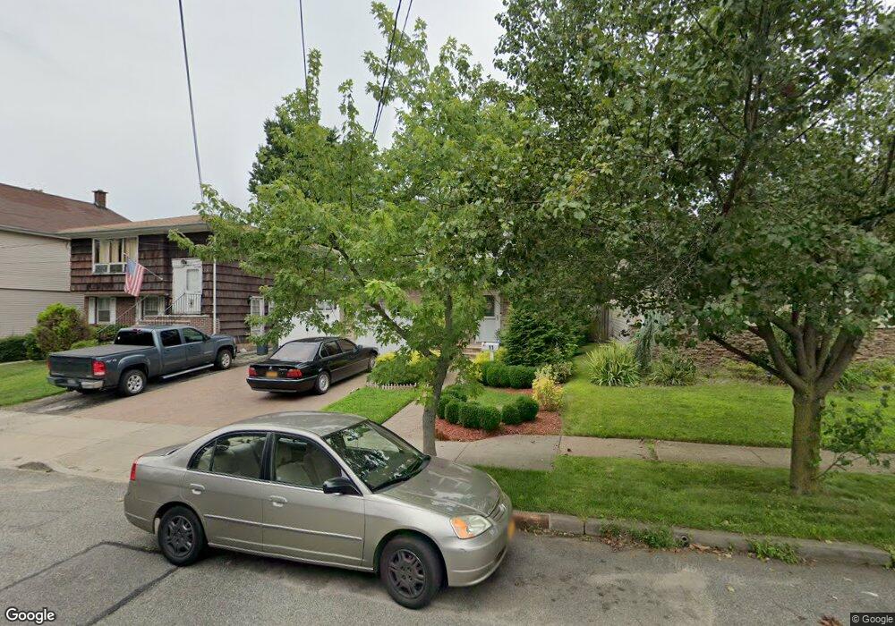 11 Algonkin St, Staten Island, NY 10312 - photo 1