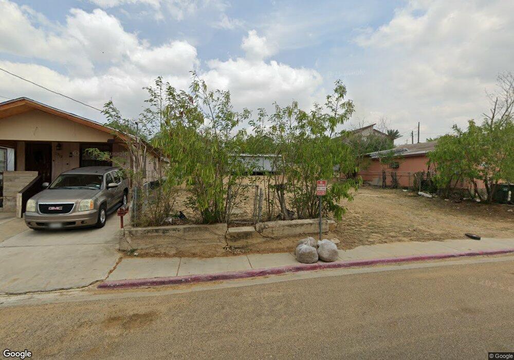 2305 Sanders Ave, Laredo, TX 78040 - photo 1