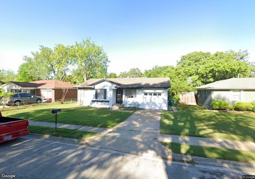 1910 Mercedes Rd, Denton, TX 76205 - photo 1