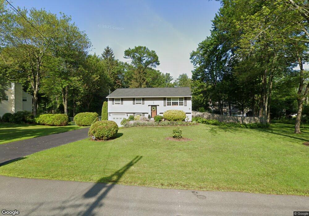 9 Easton Dr, Clifton Park, NY 12065 - photo 1