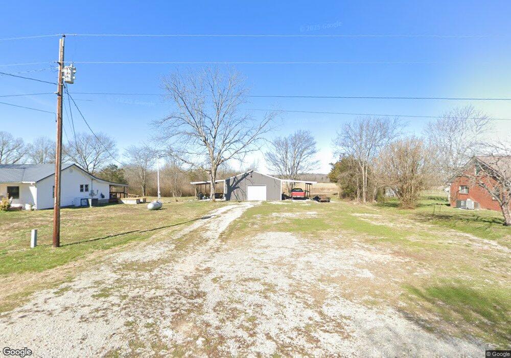 540 Horseshoe Bend Rd, Linden, TN 37096 - photo 1