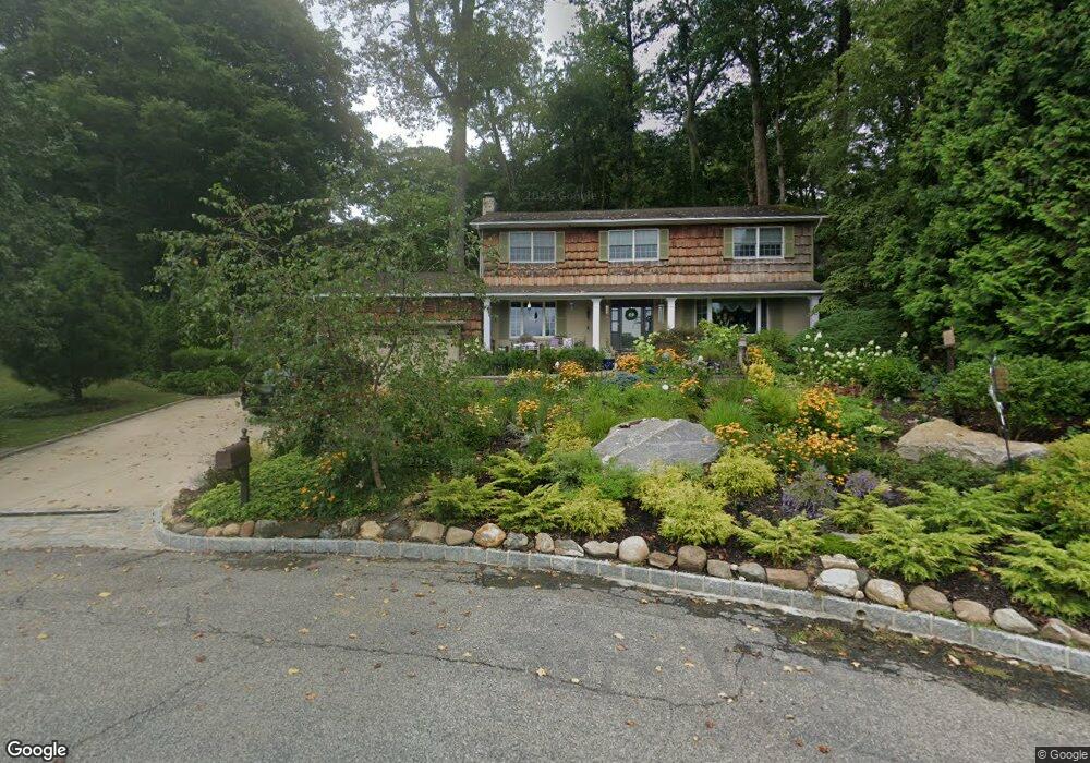 4 Laurel Way, Sea Cliff, NY 11579 - photo 1