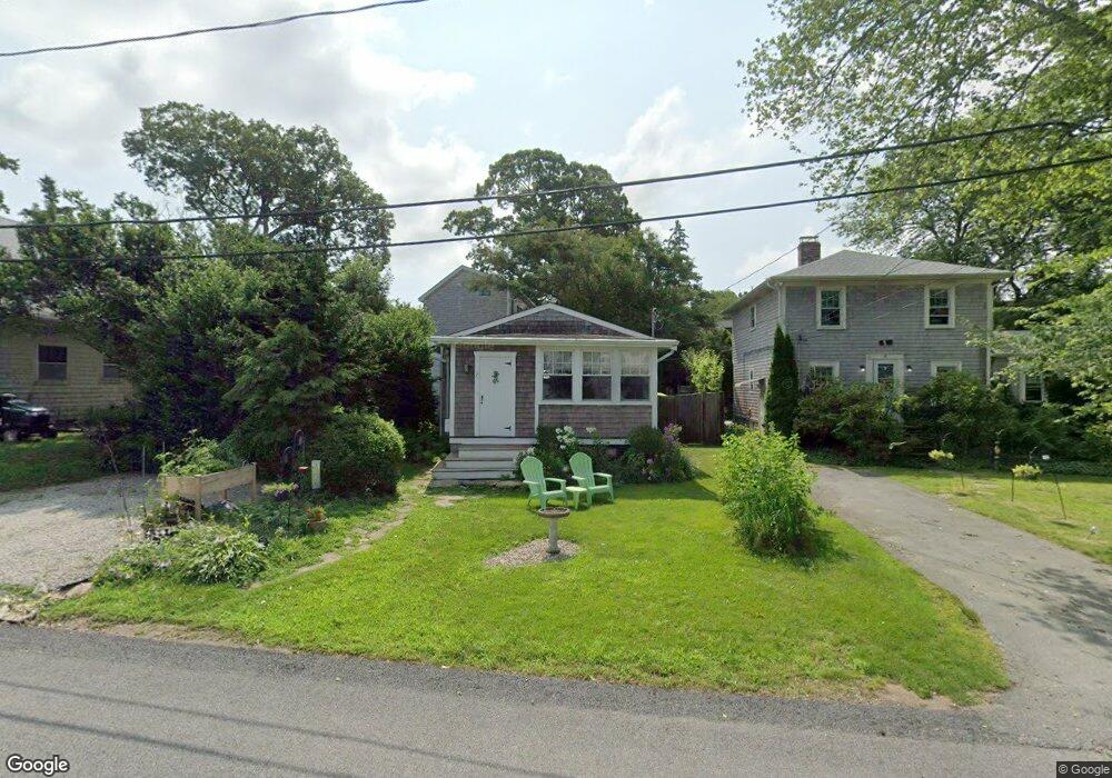 7 Cottage St, South Dartmouth, MA 02748 - photo 1