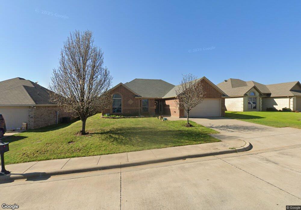 1033 Inverness Dr, Weatherford, TX 76086 - photo 1
