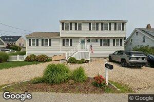 20 Dartmouth St, Marshfield, MA 02050
