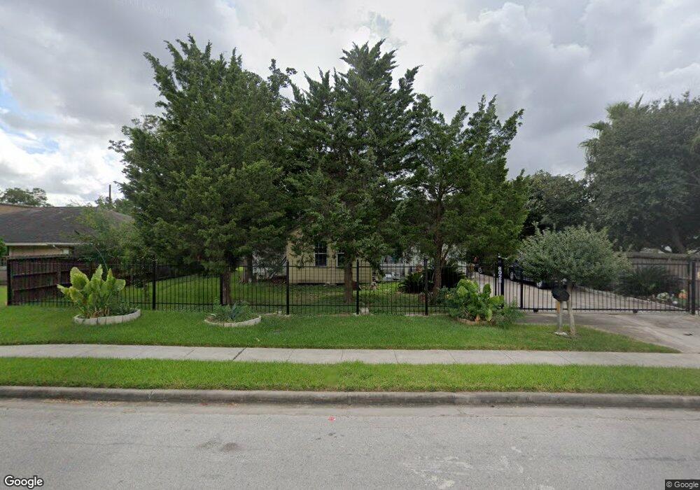 8028 Detroit St, Houston, TX 77017 - photo 1