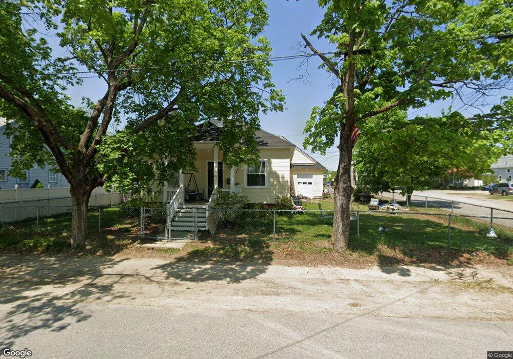 22 Linden St, Rochester, NH 03867 - photo 1