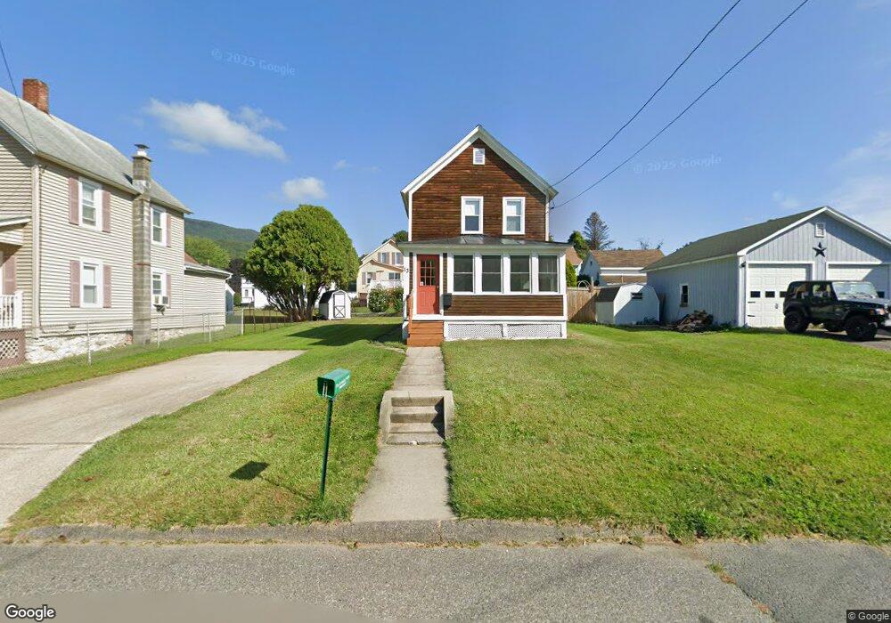 13 Beecher St, Adams, MA 01220 - photo 1