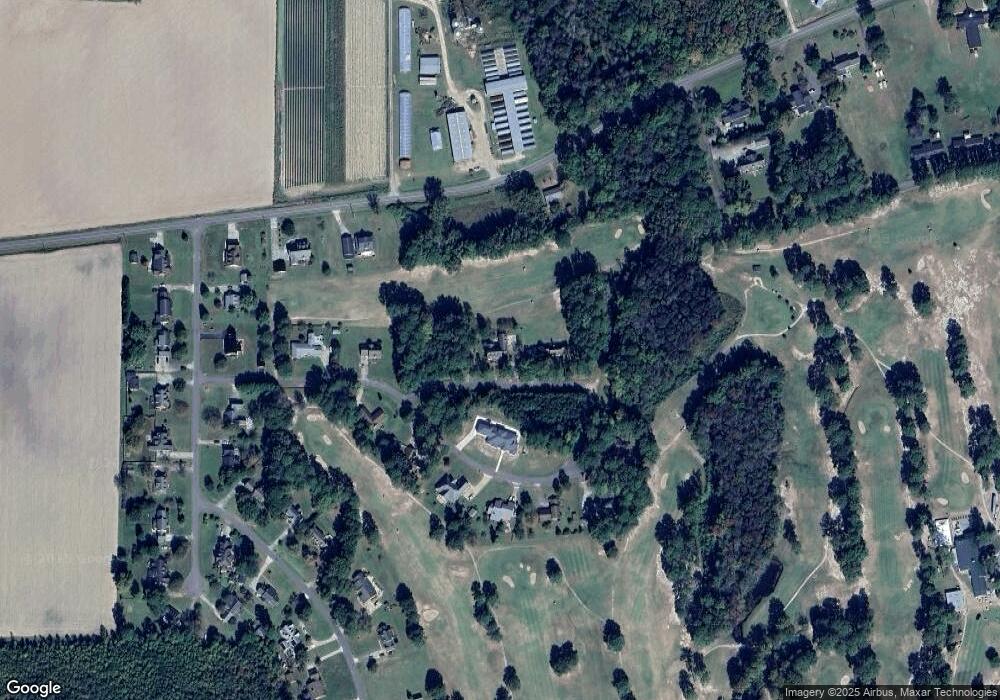 1045 Hillcrest Dr, Williamston, NC 27892 - photo 1