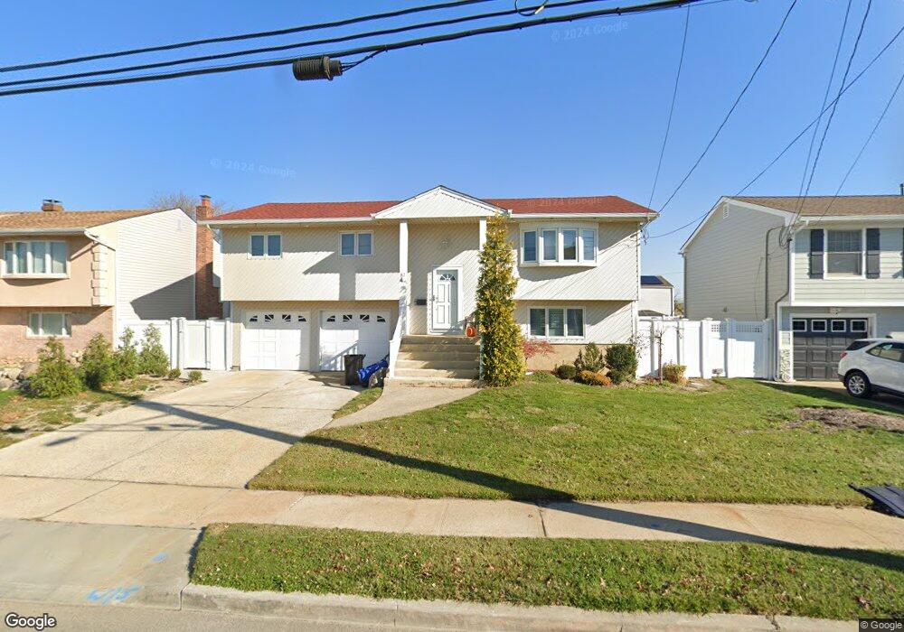 87 Jamaica Ave, Island Park, NY 11558 - photo 1