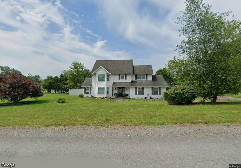 126 Lawrence Dr, Effort, PA 18330 - photo 1