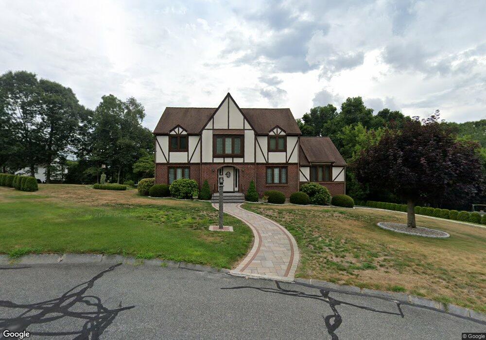 8 Bear Hill Rd, Milford, MA 01757 - photo 1