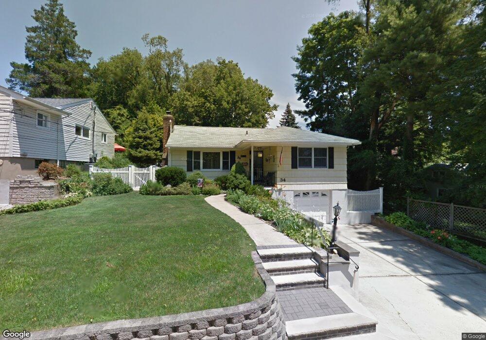 34 Hill Dr, Glen Head, NY 11545 - photo 1