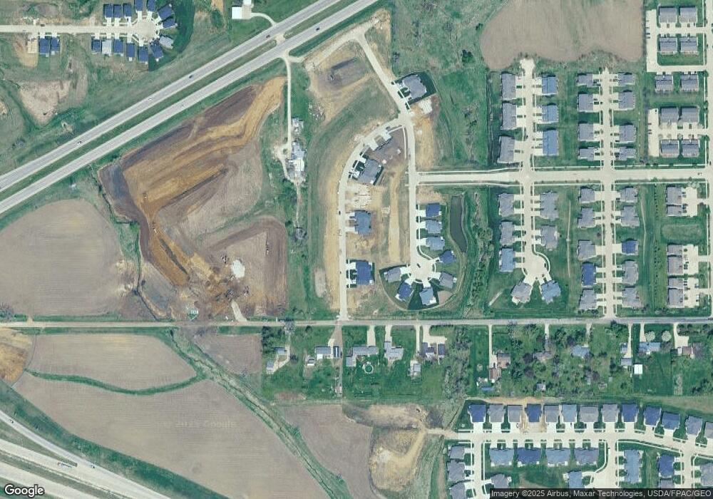 3203 Teton St SW, Cedar Rapids, IA 52404 - photo 1