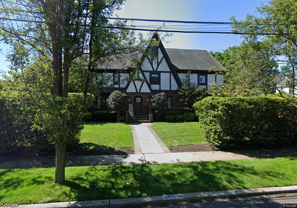 145 Andover Place, West Hempstead, NY 11552 - photo 1