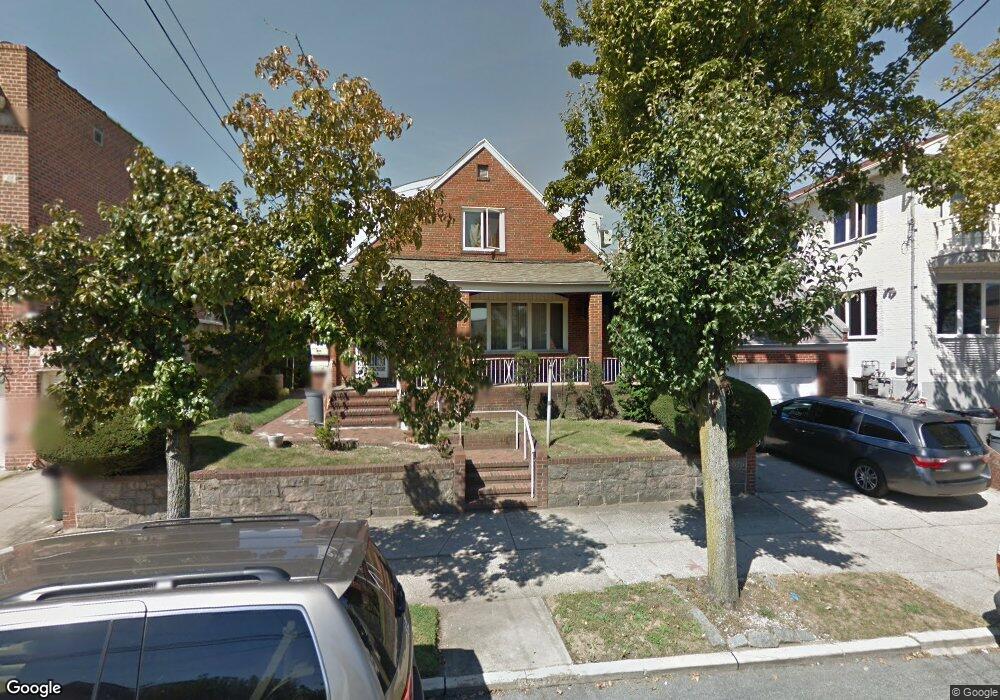 5838 138th St, Flushing, NY 11355 - photo 1