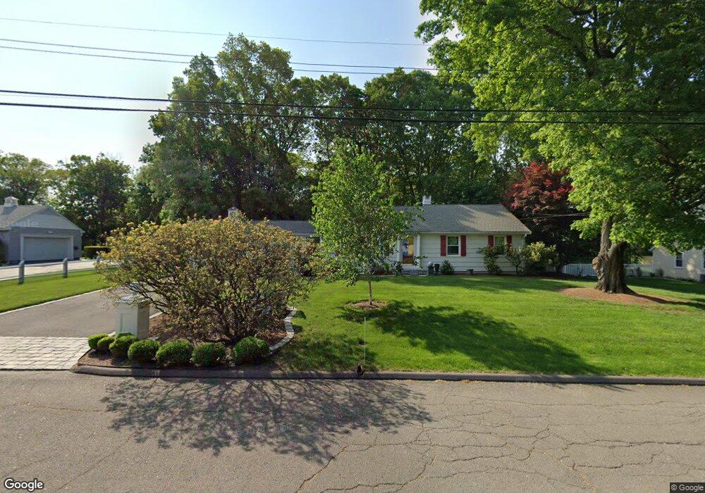 134 Lounsbury Rd, Trumbull, CT 06611 - photo 1